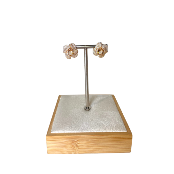 Brinco Flor com Pedra