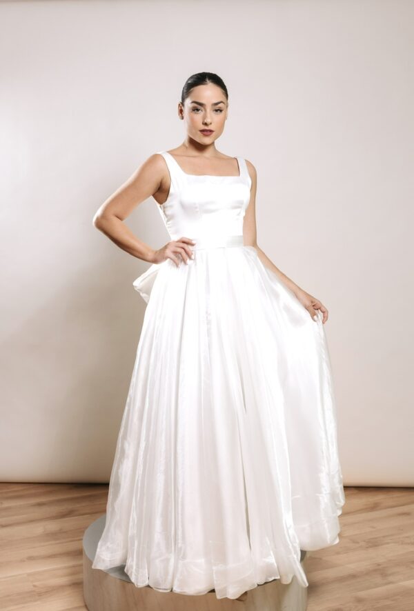 Modelo Anelise